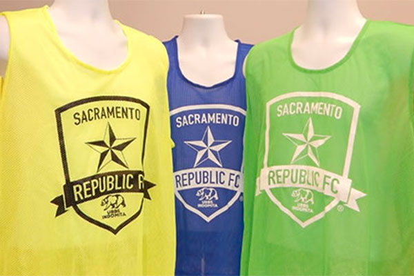 custom soccer training vests